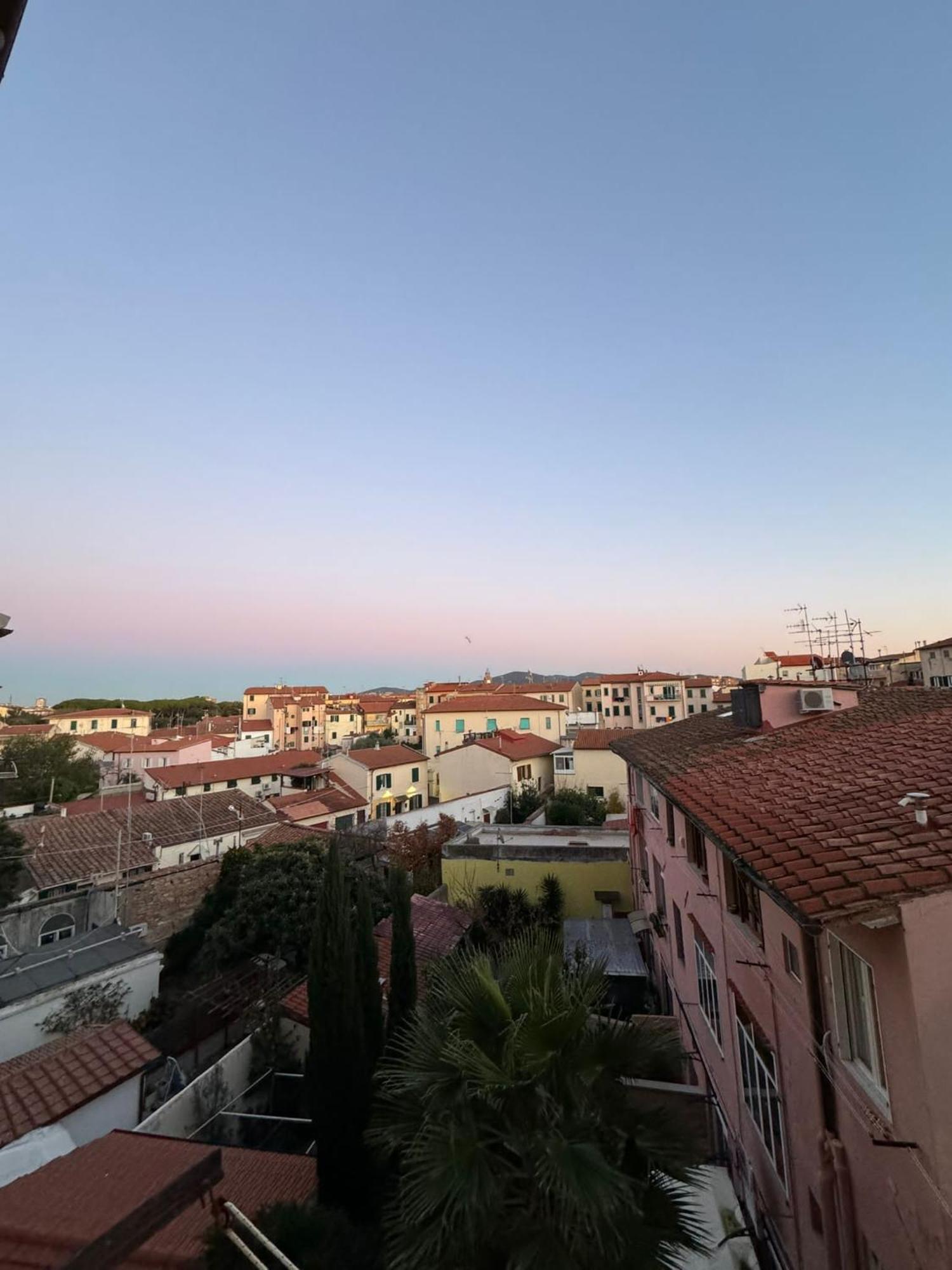 Apartamento La Casina Di Maya Livorno Exterior foto